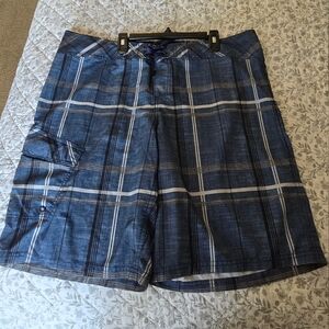 Mossimo Supply Co. Cargo Shorts Men's Size 36 Blue Plaid  Pockets 11" Inseam